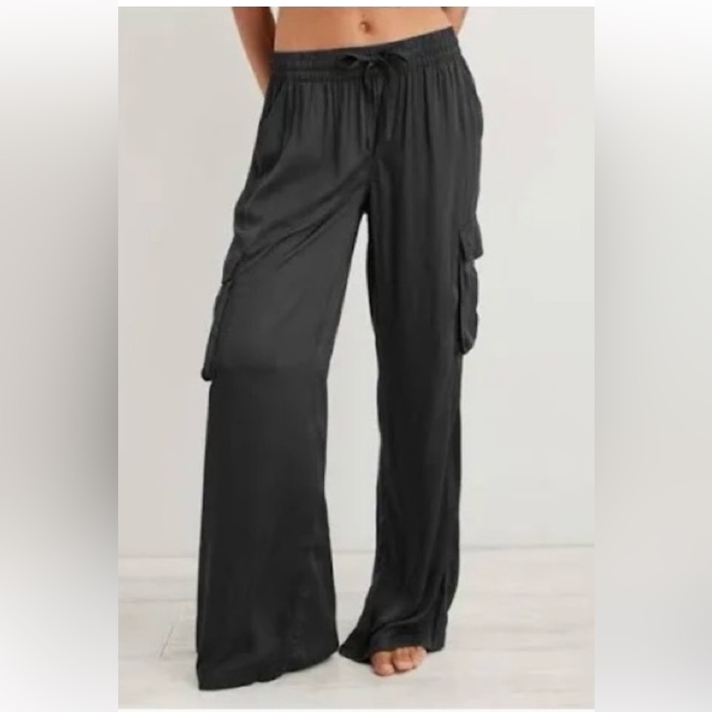 Aerie Shine Cargo Pants